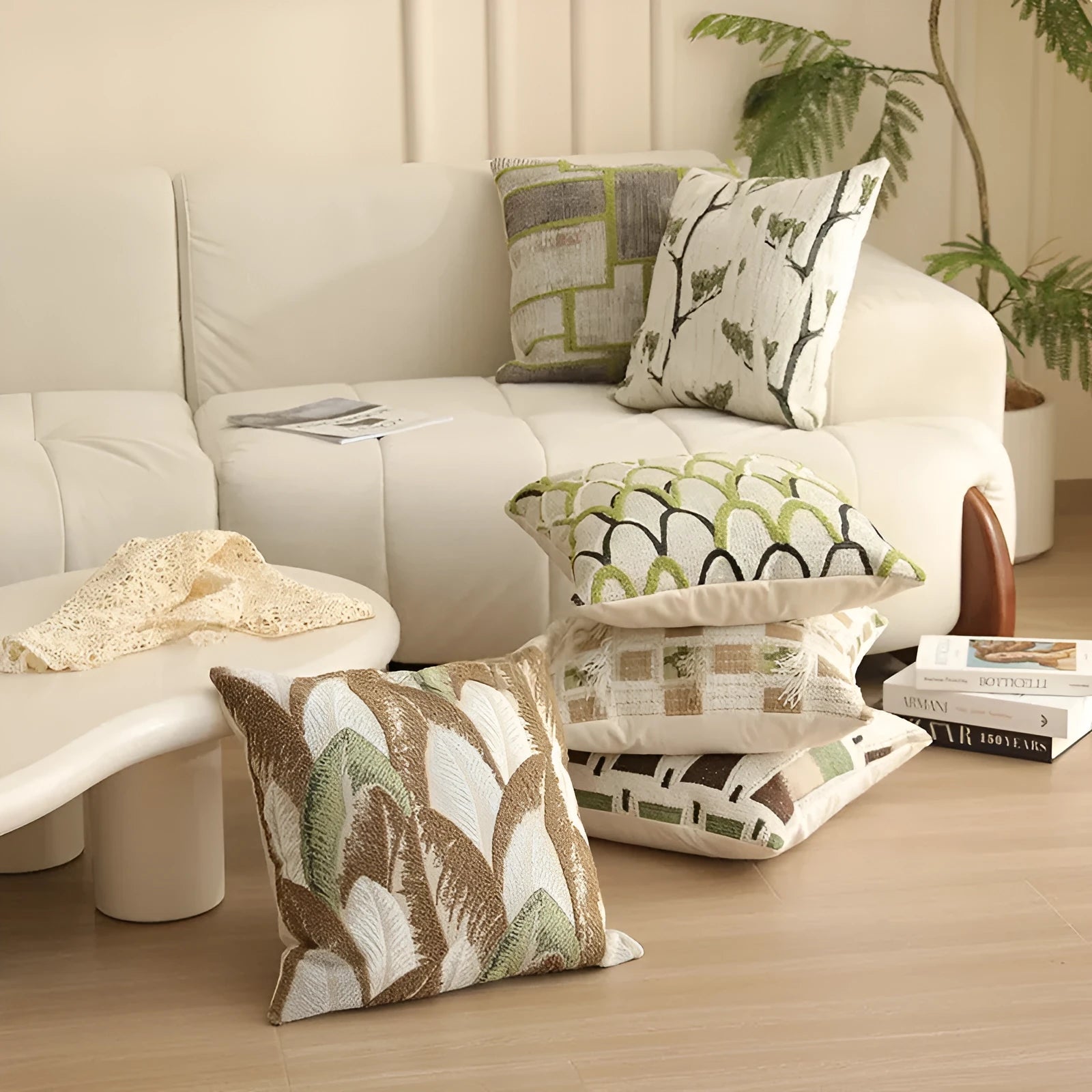 Square jacquard woven pillow cover with detailed floral pattern in a choice of eight colours, 45x45 cm.