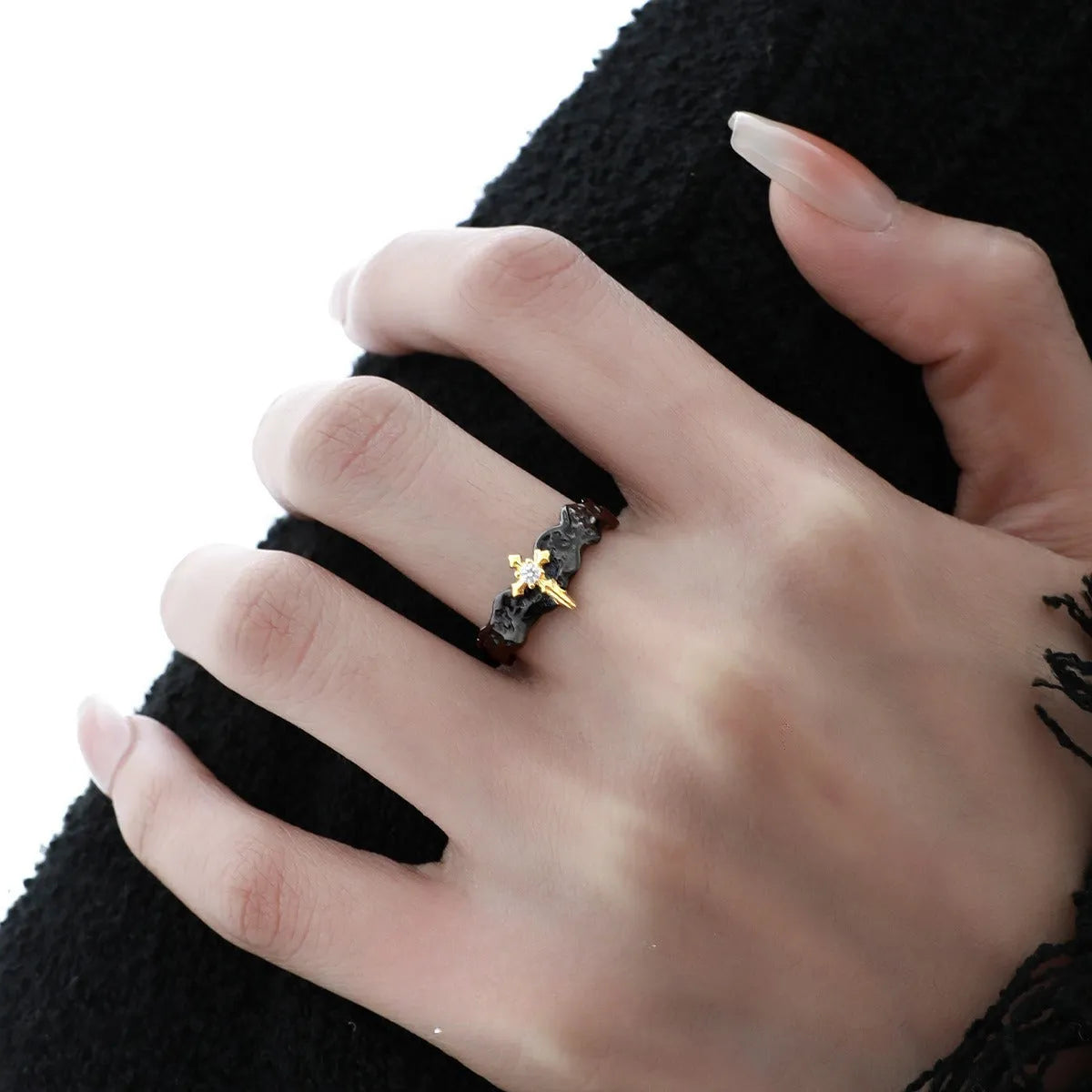 Princess Knight adjustable silver couple ring with electroplated finish