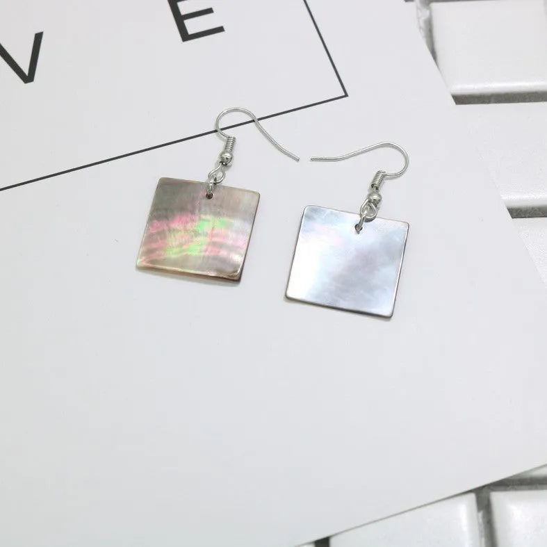 Geometric shell earrings in retro style with rectangular shell or square panther colour options