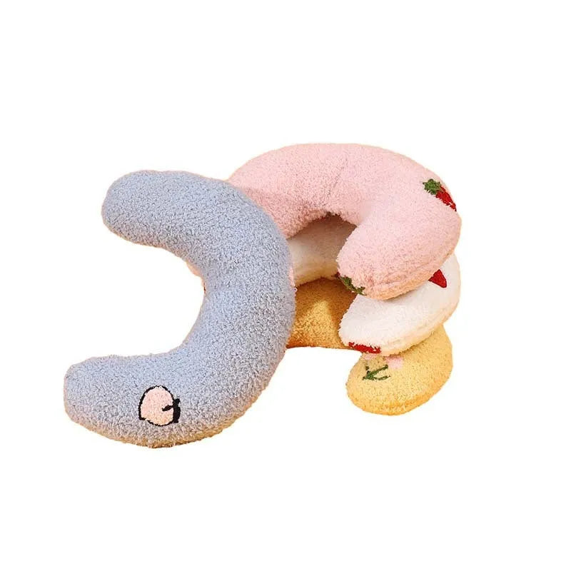 Half moon shaped U-design pet pillow for dogs and cats in blue, pink, white, or yellow colours