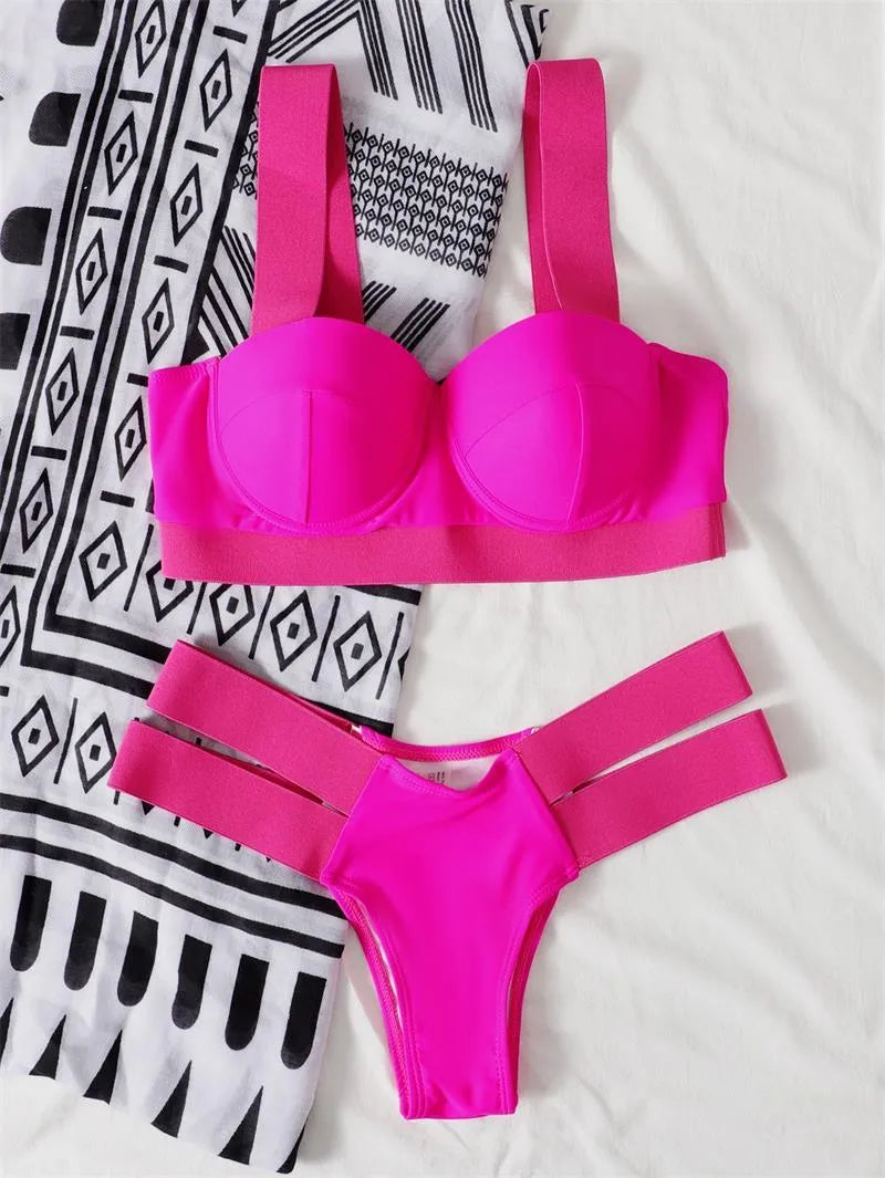 Women's steel bracket push-up bikini swimsuit in contrast colours with Asian sizing options