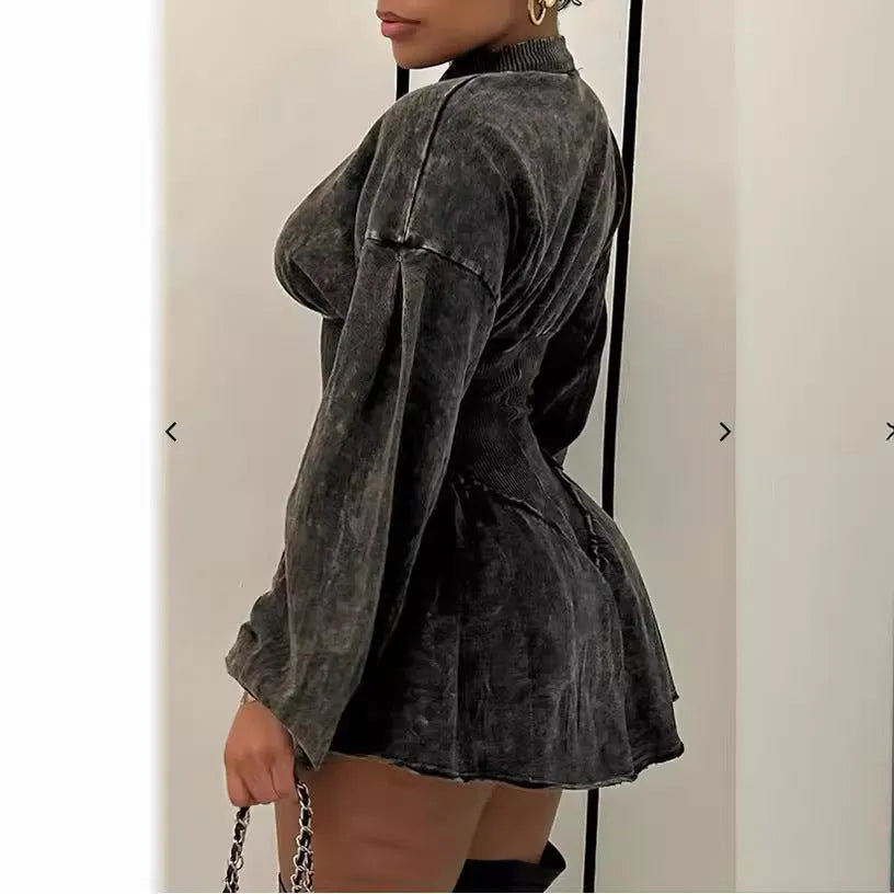 Grey digital print dress with drawstring waist and slim-fit A-line silhouette