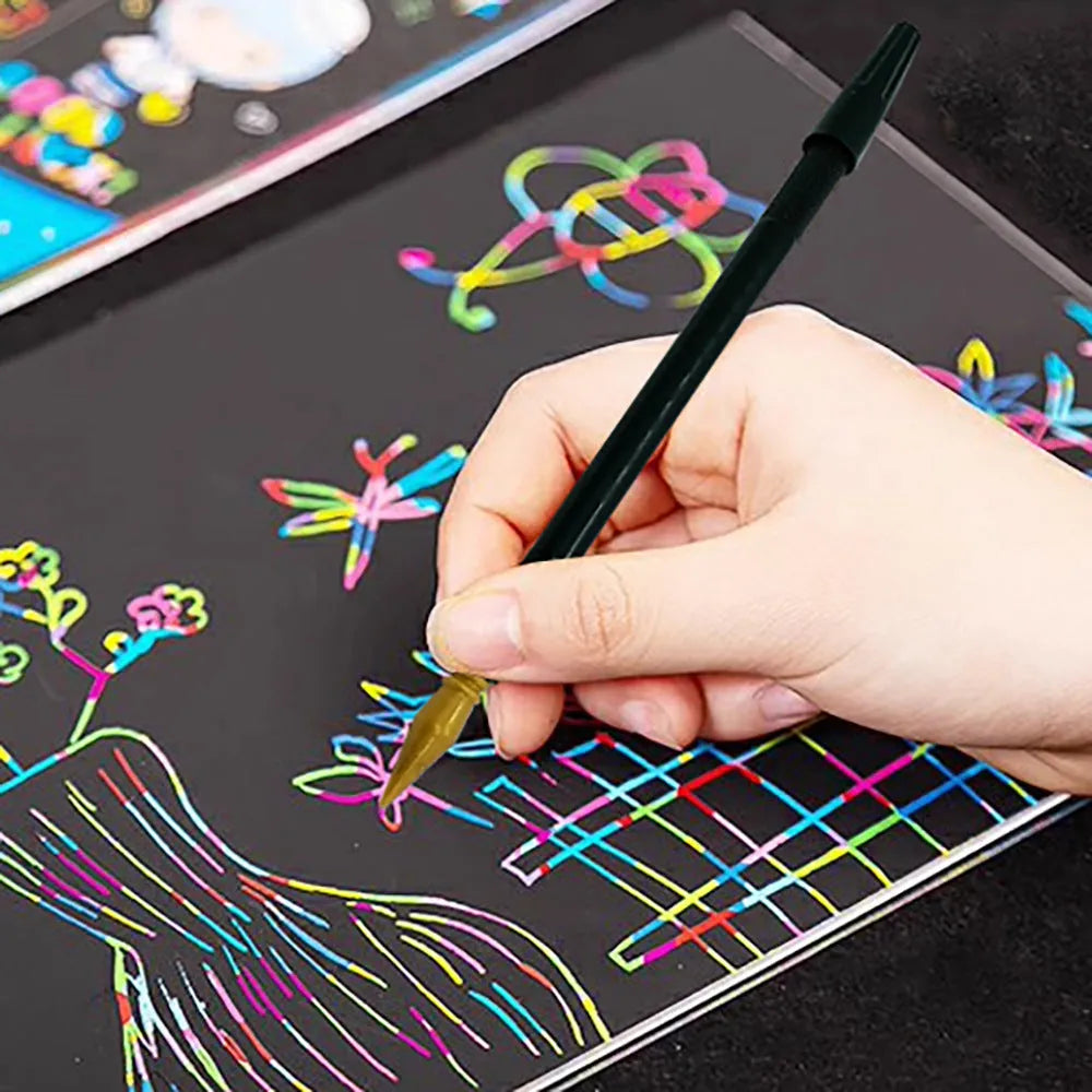 A single PS plastic scratch pen for children's scratch art craft projects.