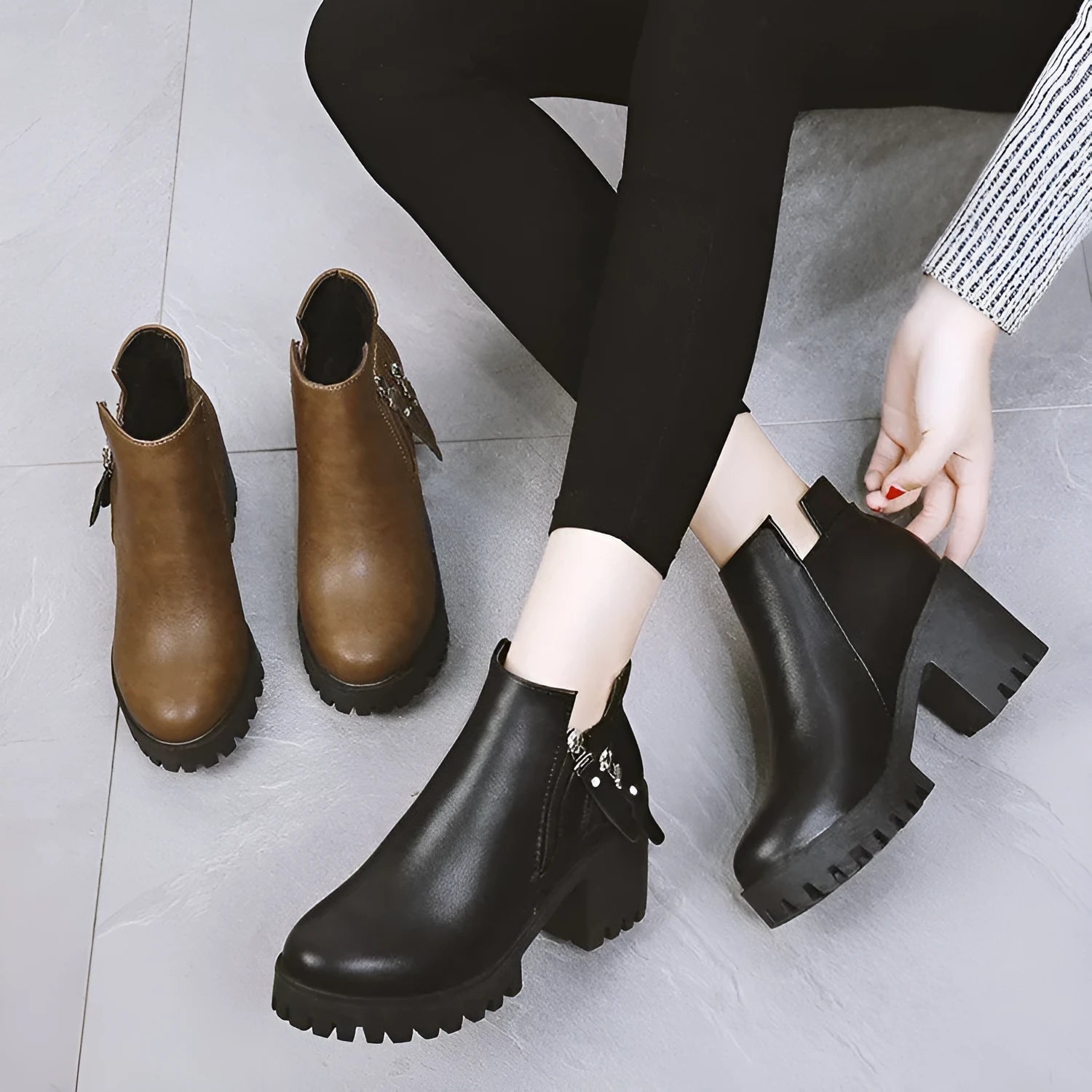 Women's chunky heel platform booties with rivets in artificial PU, black, mid-calf sock length, 9.5cm heel