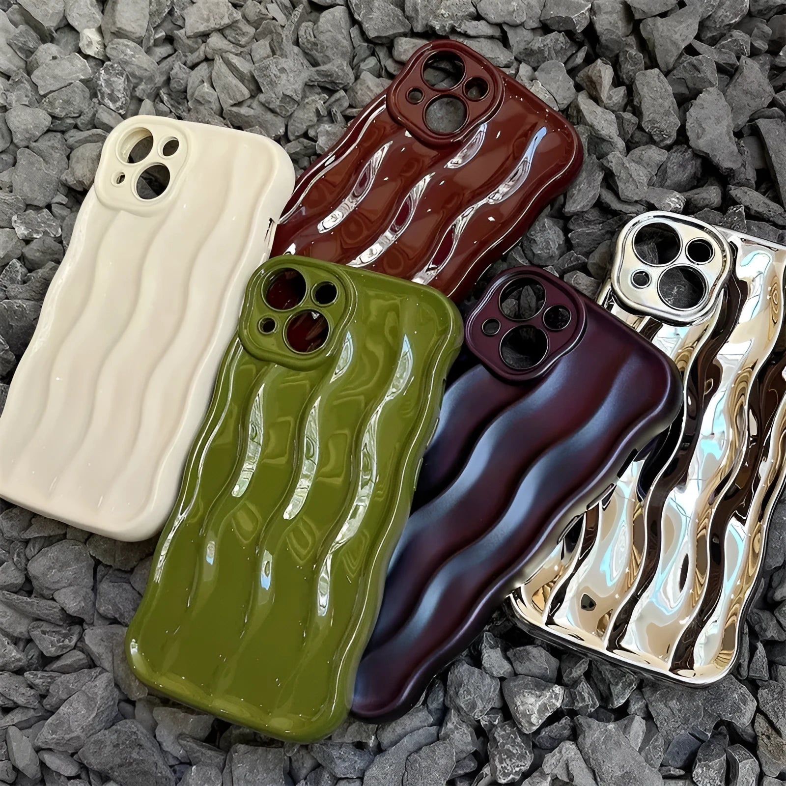 Silicone water ripple-effect mobile phone case for iPhone 17 series in wavy green colour.