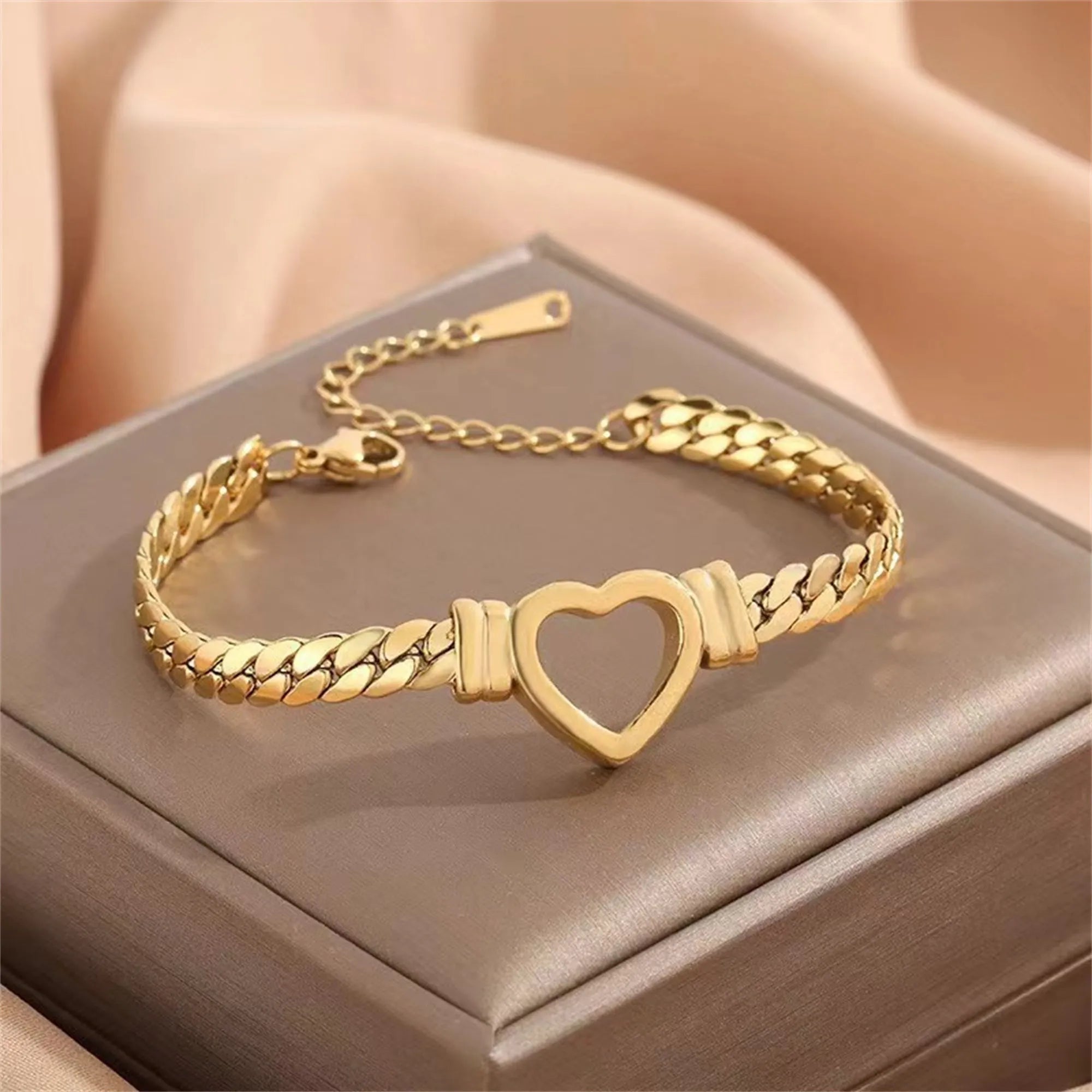 Gold personalised love chain necklace bracelet set with heart pendant on Cuban chain