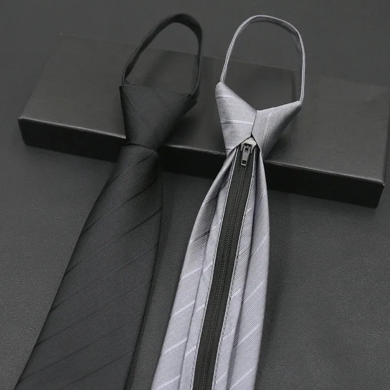Men's knot-free zipper bow tie in striped geometric pattern, 48cm long, 8cm wide, available in 36 colours