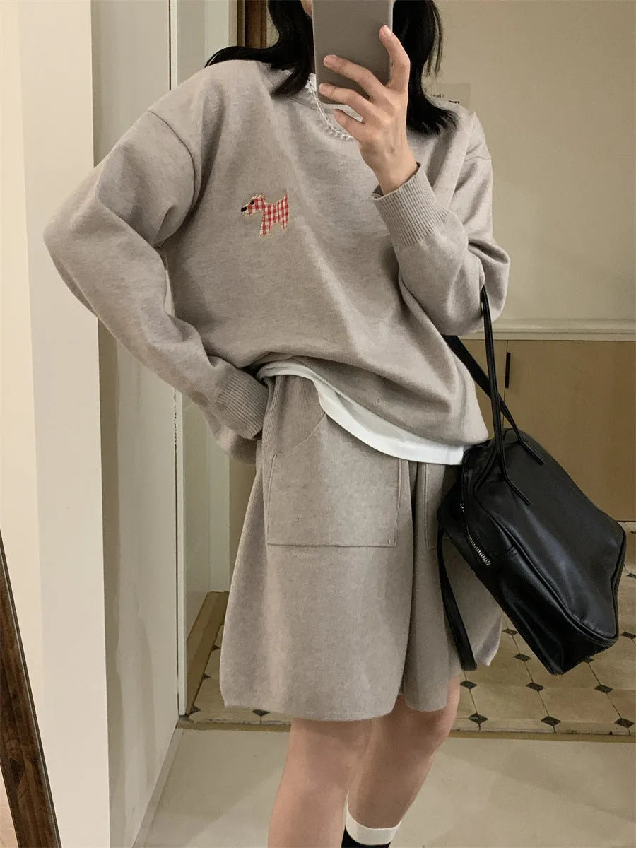 Women's casual knitted sweater shorts matching set in imitation cashmere fabric with embroidery details