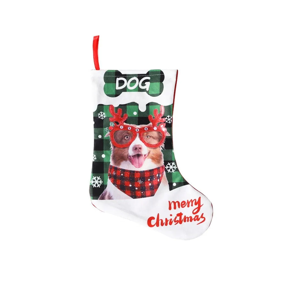 American style cloth Christmas decoration with plaid printed puppy and cat designs, size 26x36cm.