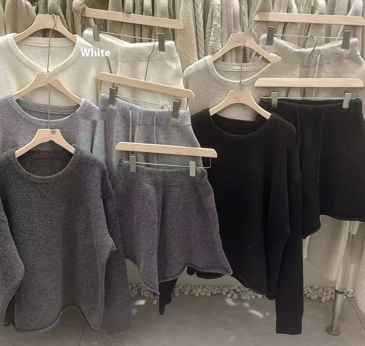 Women's loose-fitting long sleeve sweater and wide leg knitted shorts two-piece set in dark gray colour
