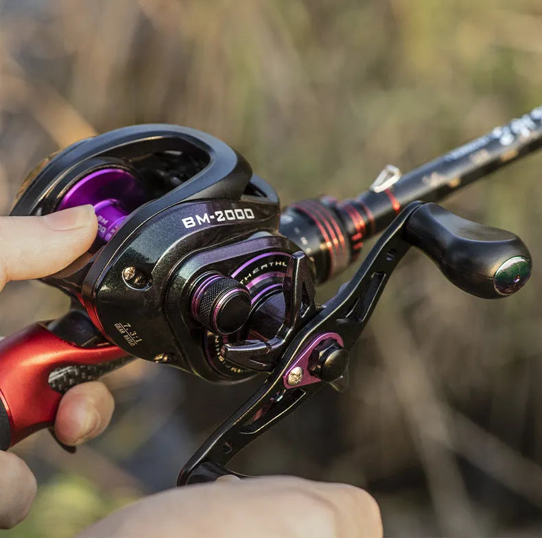 BM2000 model fishing reel with magnetic brake system shown in left-hand and right-hand versions.