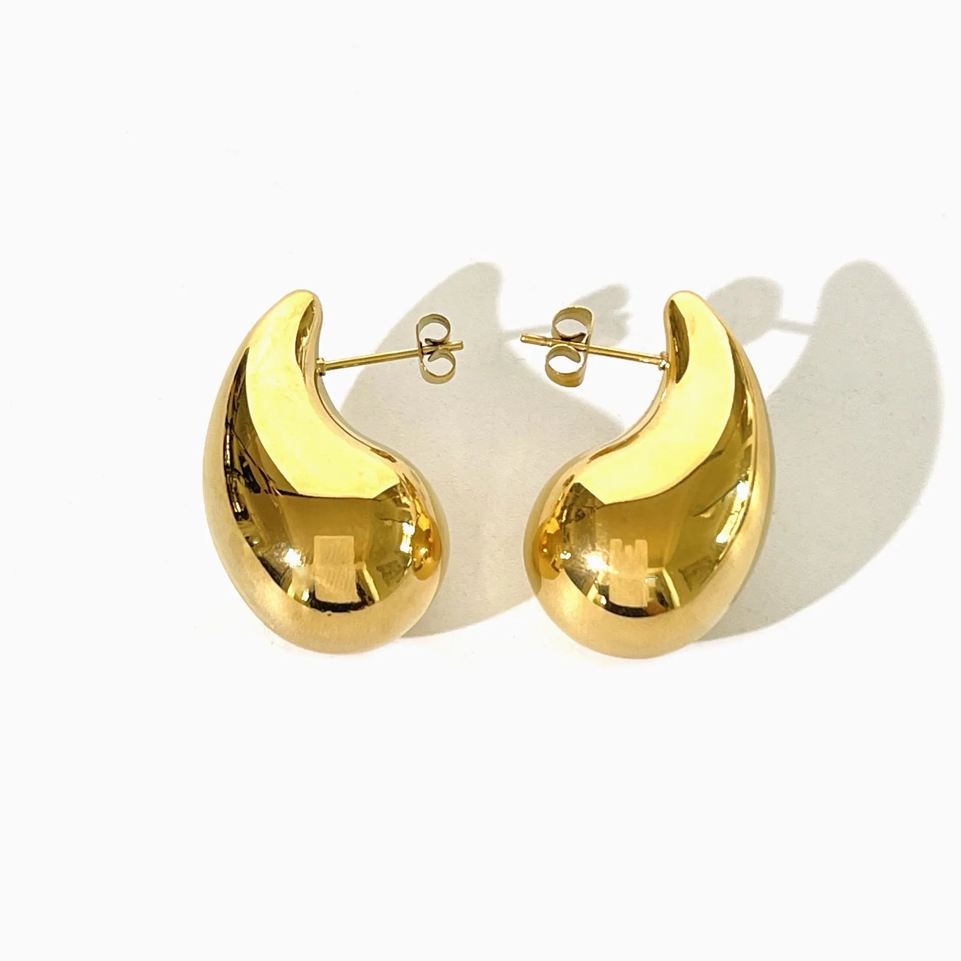 Gold copper earrings in retro geometric water drop shape size 4.3x2.4cm with 24K plating