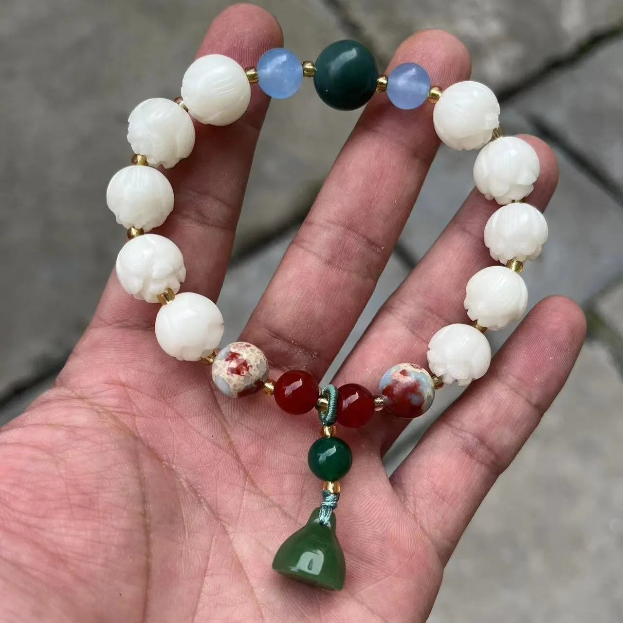 Carved pumpkin lotus Bodhi root bracelet with white jade beads and multiple dimensions