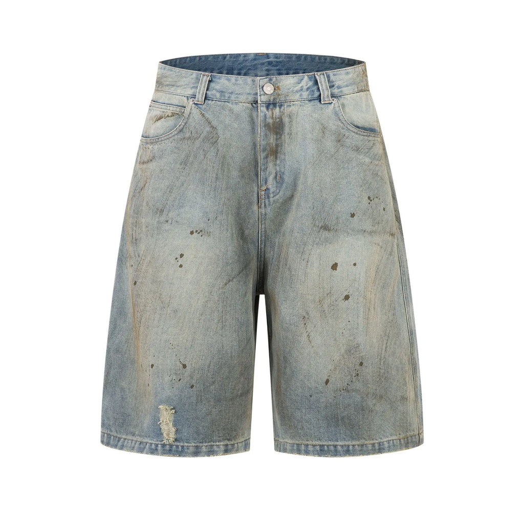 Blue cropped denim jeans with straight leg cut and middle pants length showing zipper fly closure