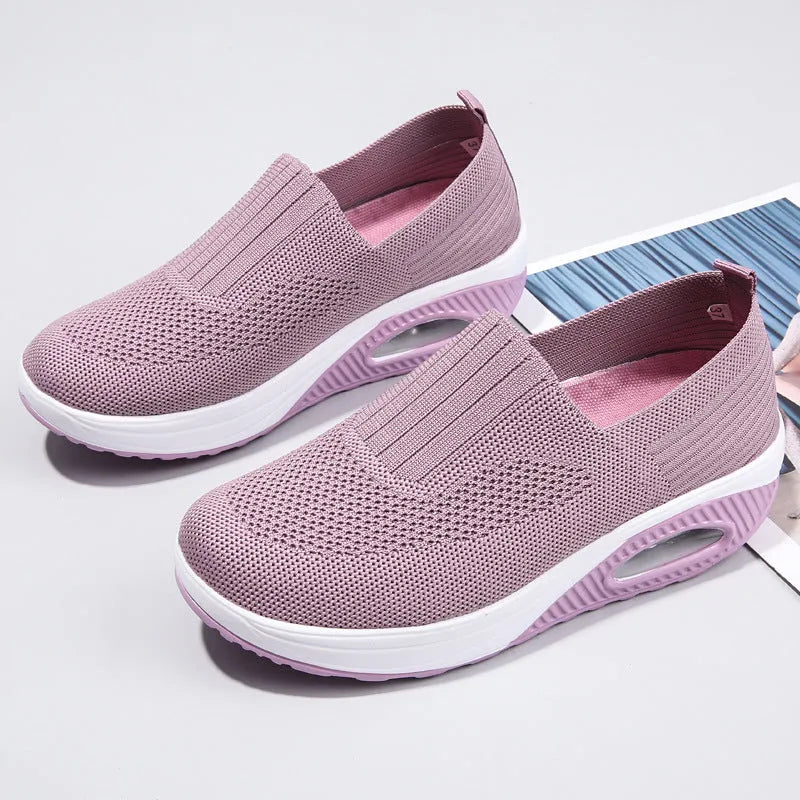 Women's mesh running shoes with air cushion midsole in multiple colour options