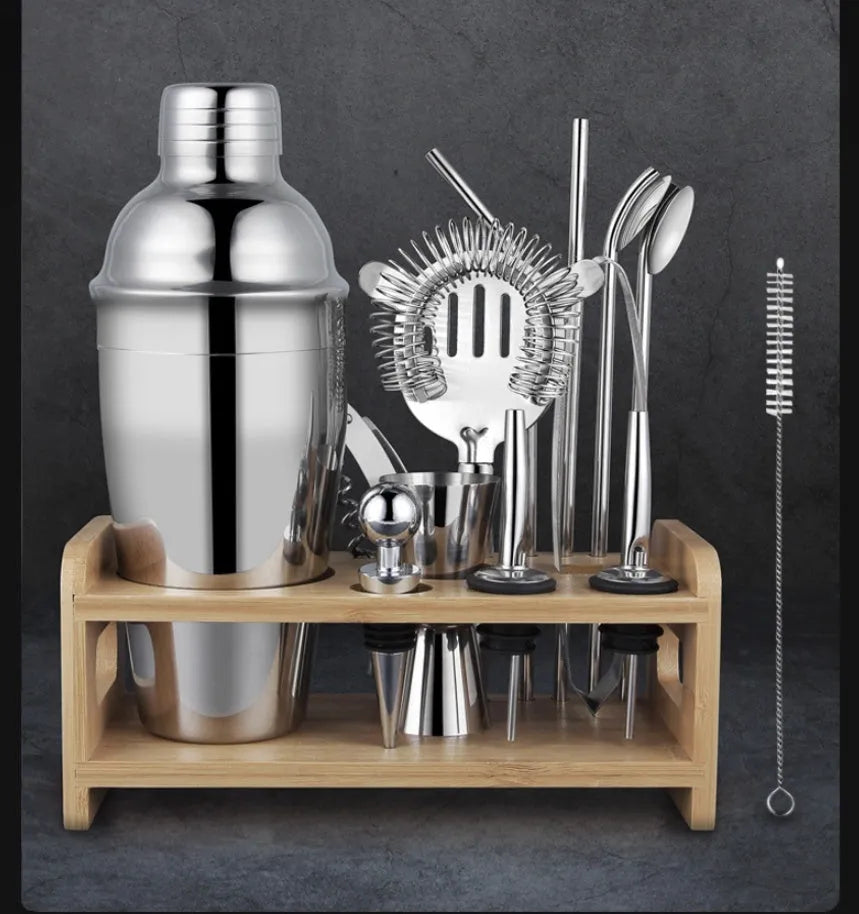 23-piece stainless steel cocktail set with European style bar tools including wine mixers