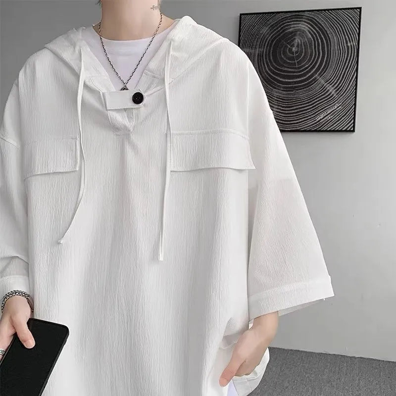 Mens hooded short sleeve t-shirt in solid colour with loose fit design