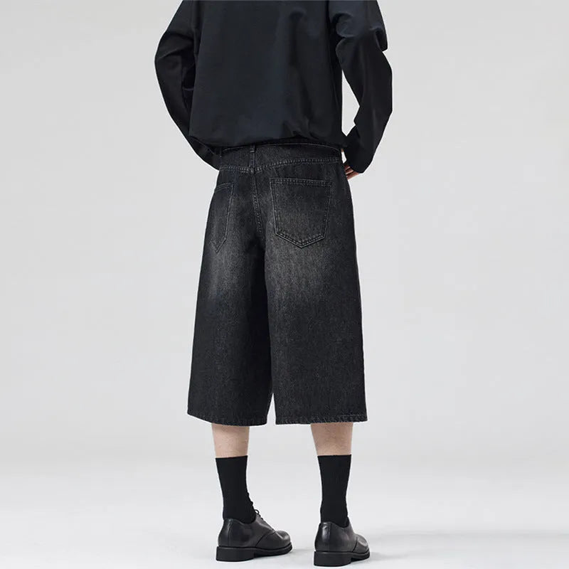 Men's straight-leg denim shorts in light blue colour with cropped length and casual styling