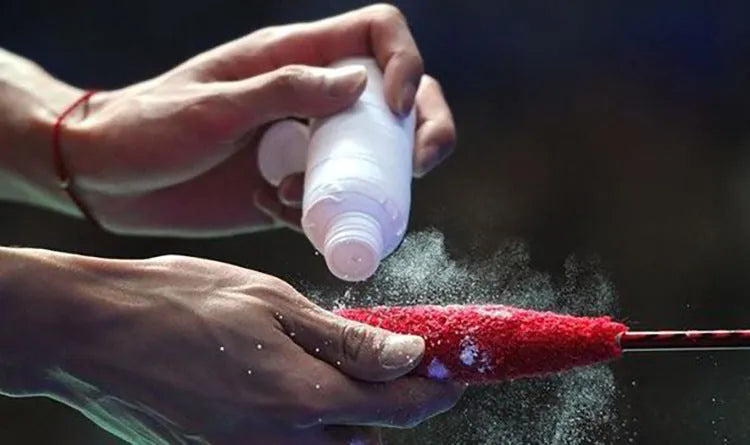 White magnesium carbonate sports anti-slip powder for badminton tennis weightlifting grip enhancement