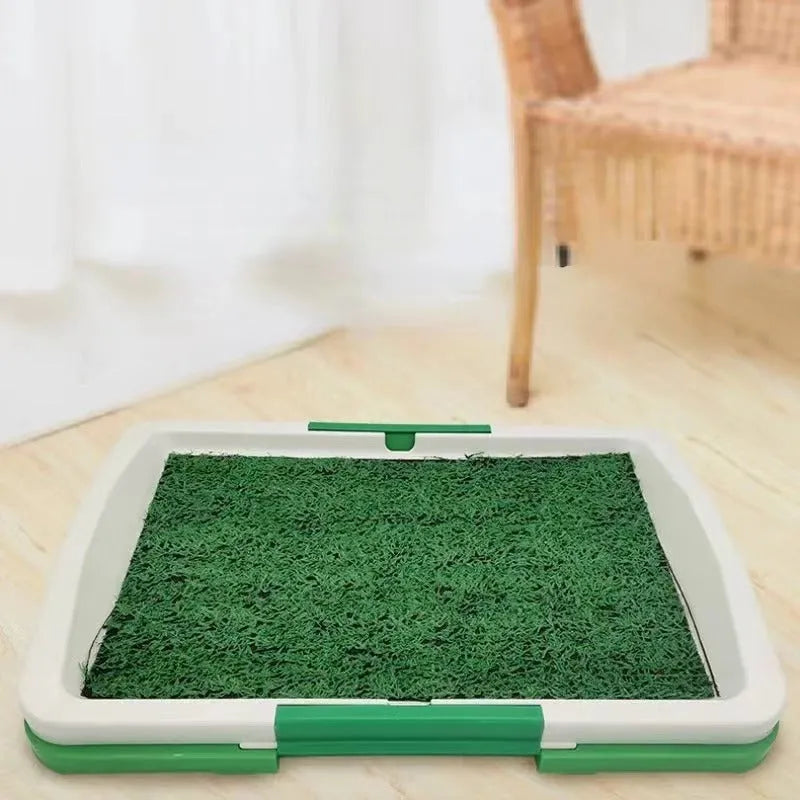 Green artificial grass dog toilet training tray with three-layer construction for indoor puppy potty training