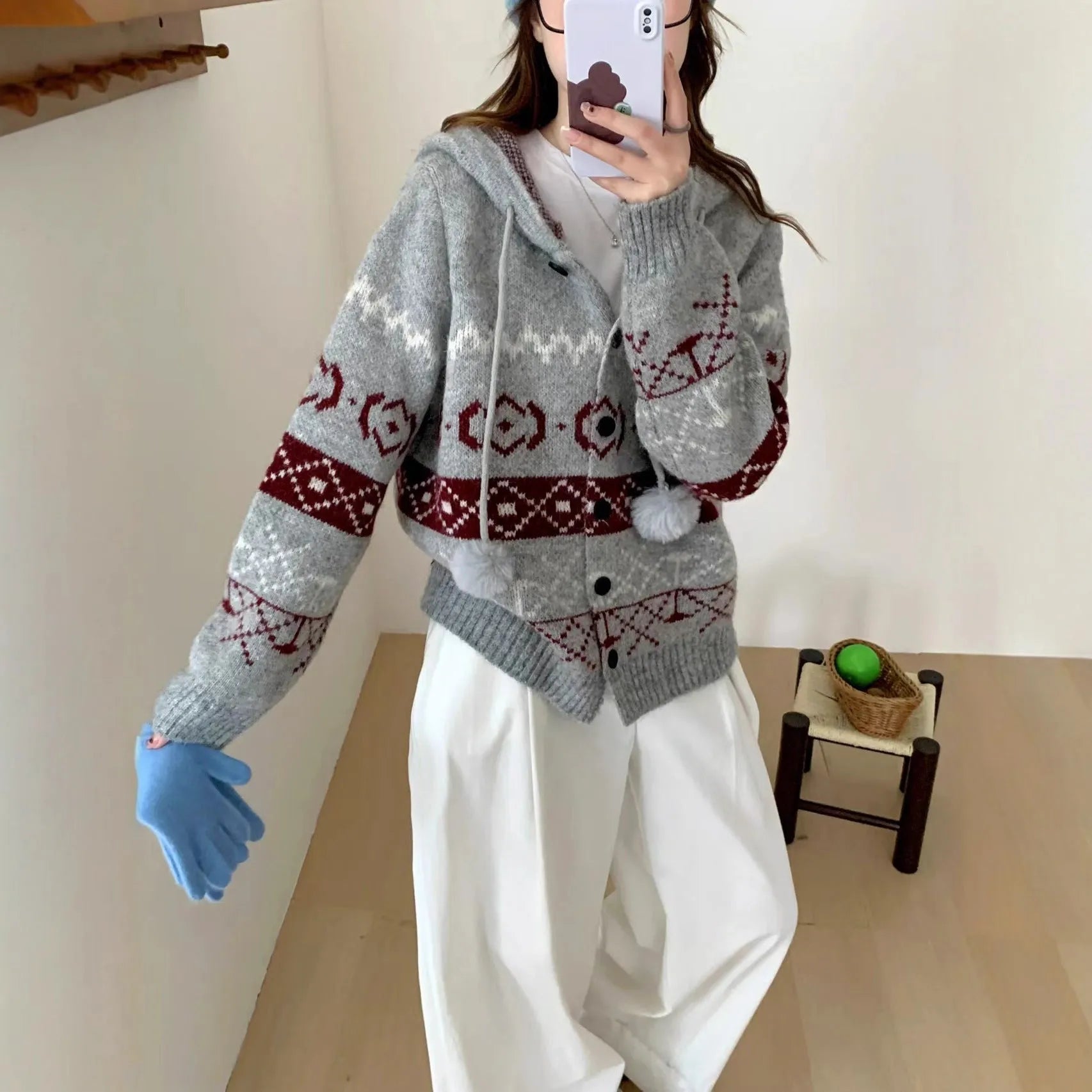 Plus size women's geometric brocade sweater coat in loose free size fit.