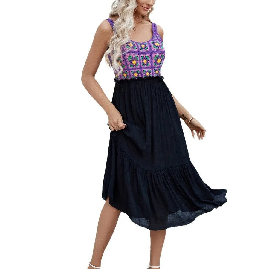 Purple sleeveless dress with hand-hooked flower embroidery on cotton blend fabric