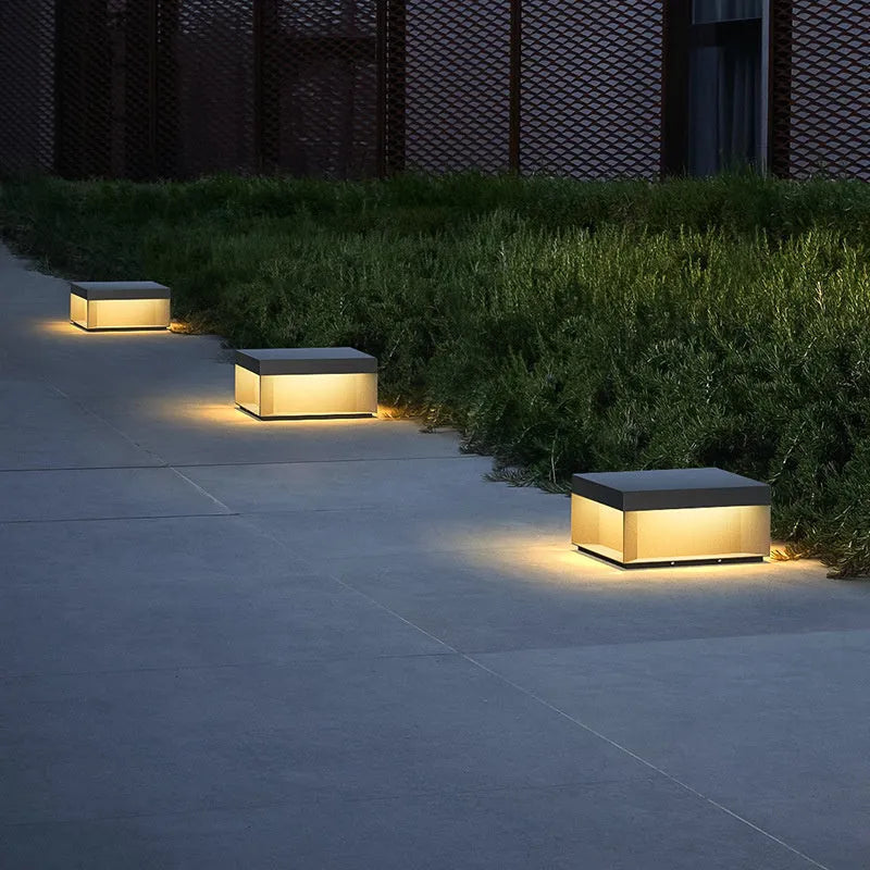 Solar garden light IP65 waterproof LED 5W in 20cm size for outdoor lawn