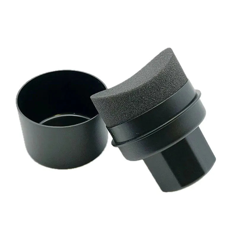 Tyre polishing sponge brush with protective lid for car tyre maintenance