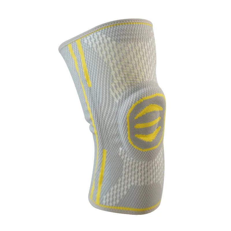 Cotton mountaineering knee cover in green colour for sports protection