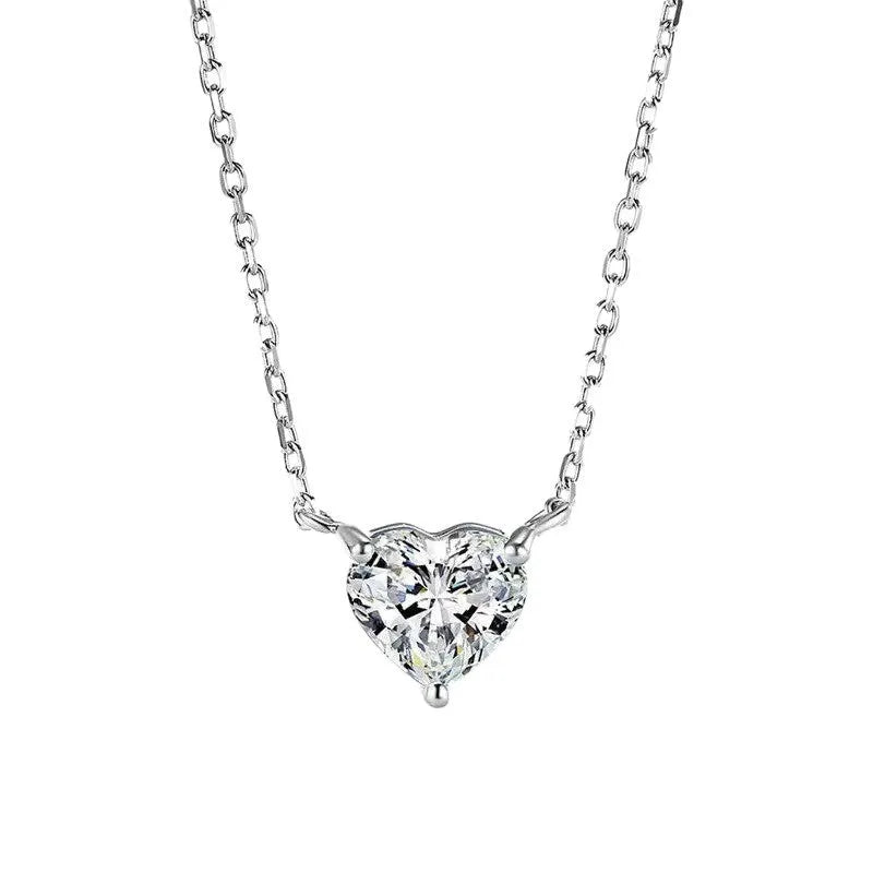 Silver-coloured heart pendant necklace for women on simple chain