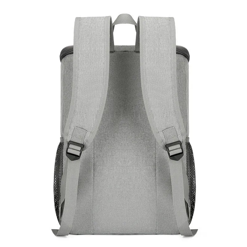 Large outdoor thermal backpack in Oxford cloth with curved shoulder straps and multiple compartments