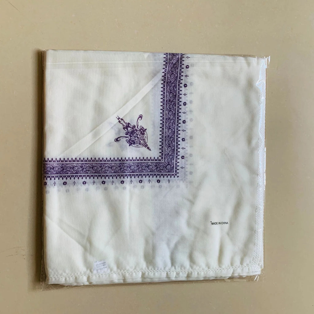 Printed polyester square scarf in brown, gray, green, purple, magenta, or navy blue, measuring 138 x 138 cm.
