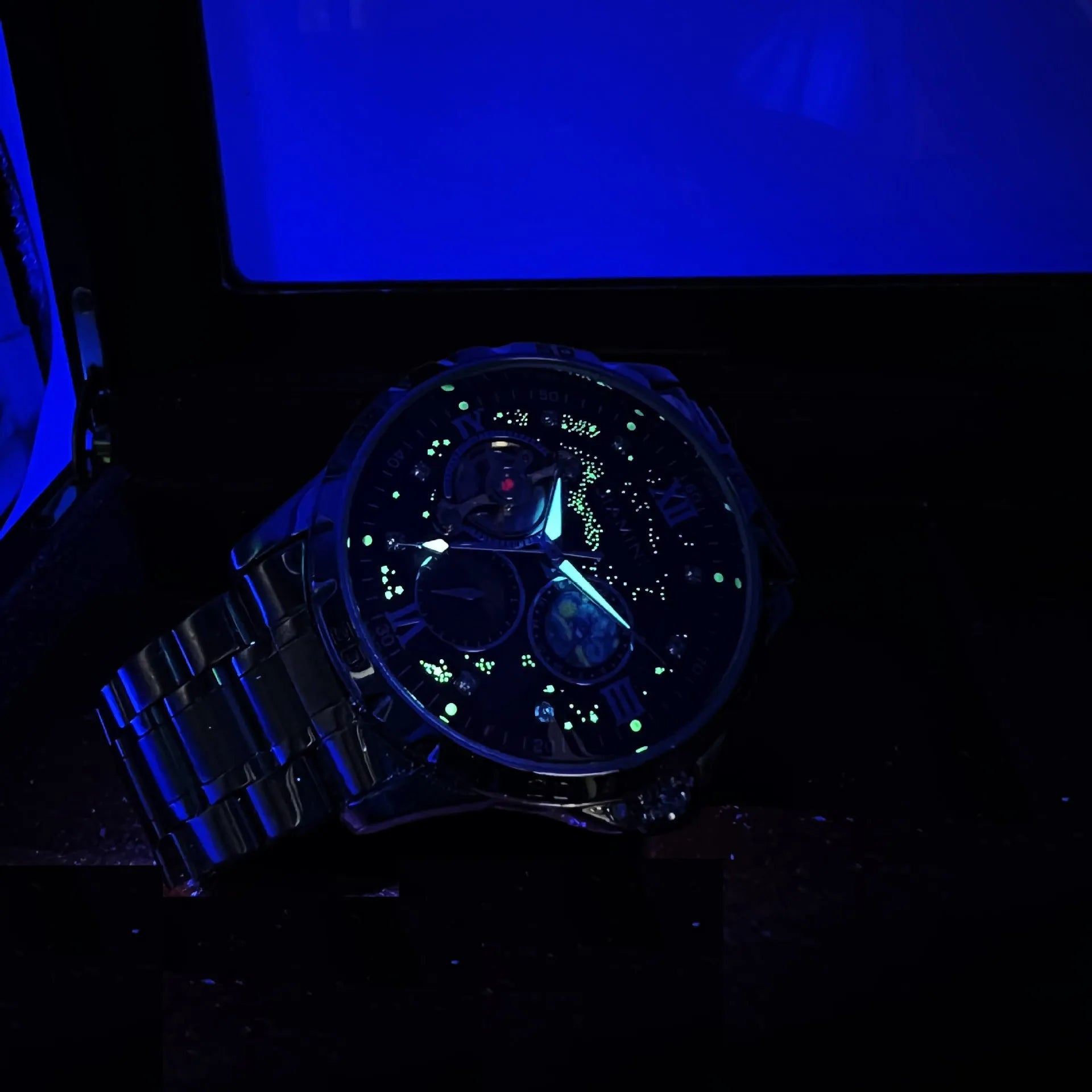 Men's automatic mechanical watch with rose gold case and black dial