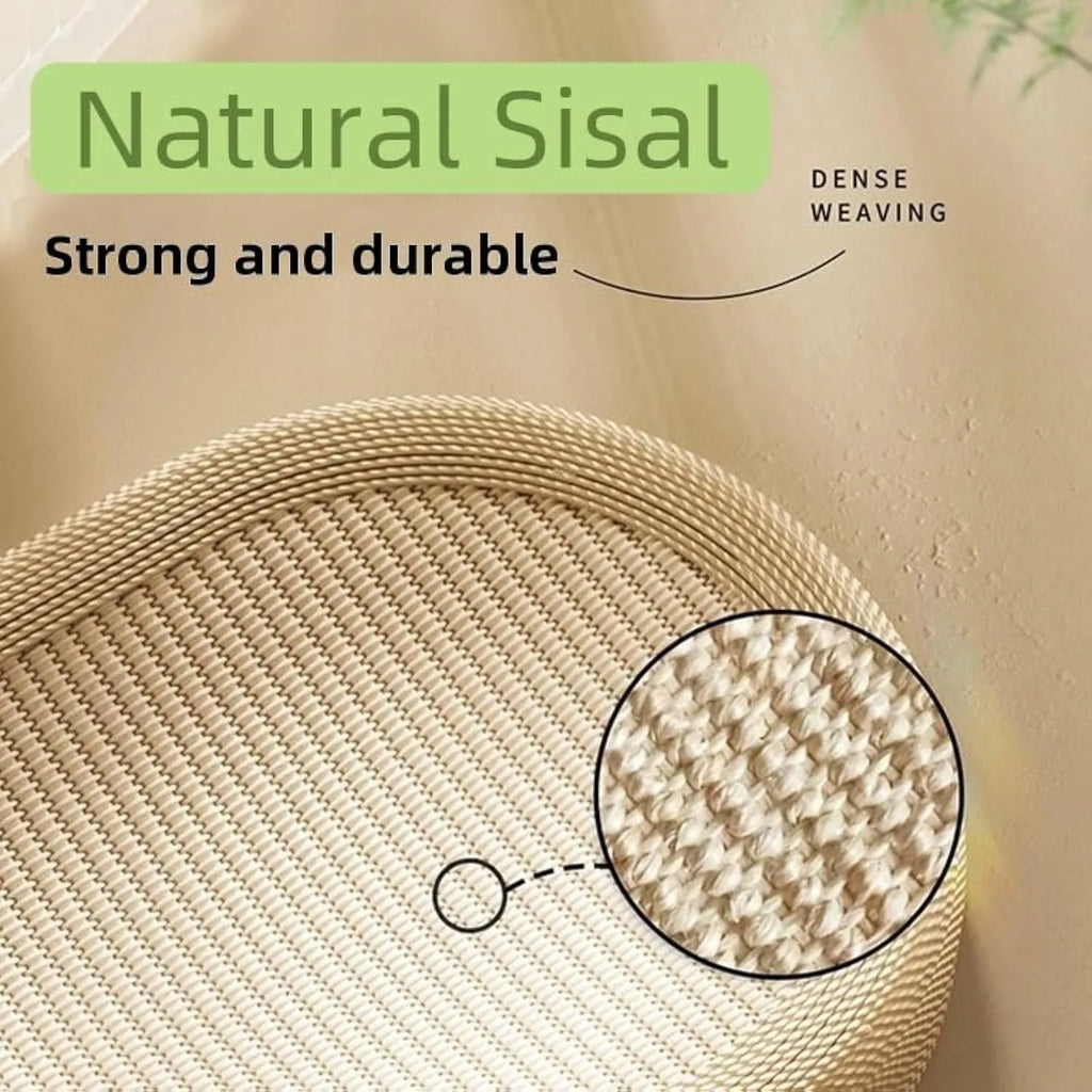 Large sisal cat scratching board with integrated raised bed in natural fibre