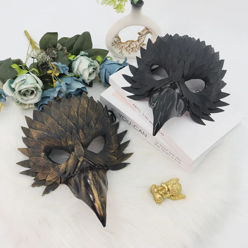 Black plastic bird mouth masquerade mask with horror style for Halloween