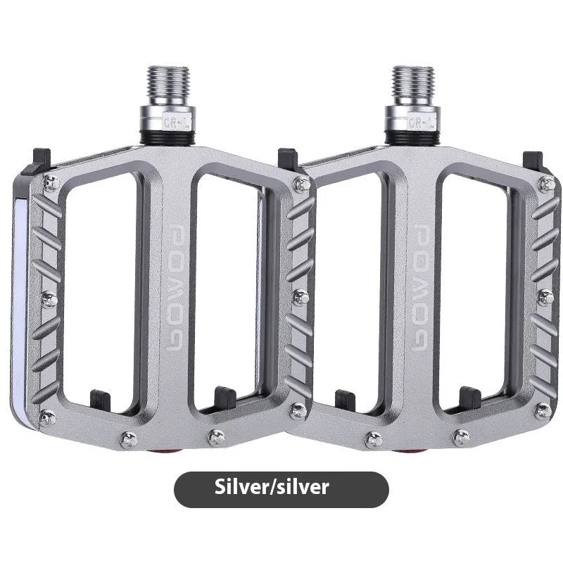 Aluminium alloy bicycle pedals with LED lights in five colour options