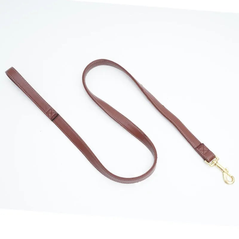 Black PU leather pet traction belt with chain ring in extended position