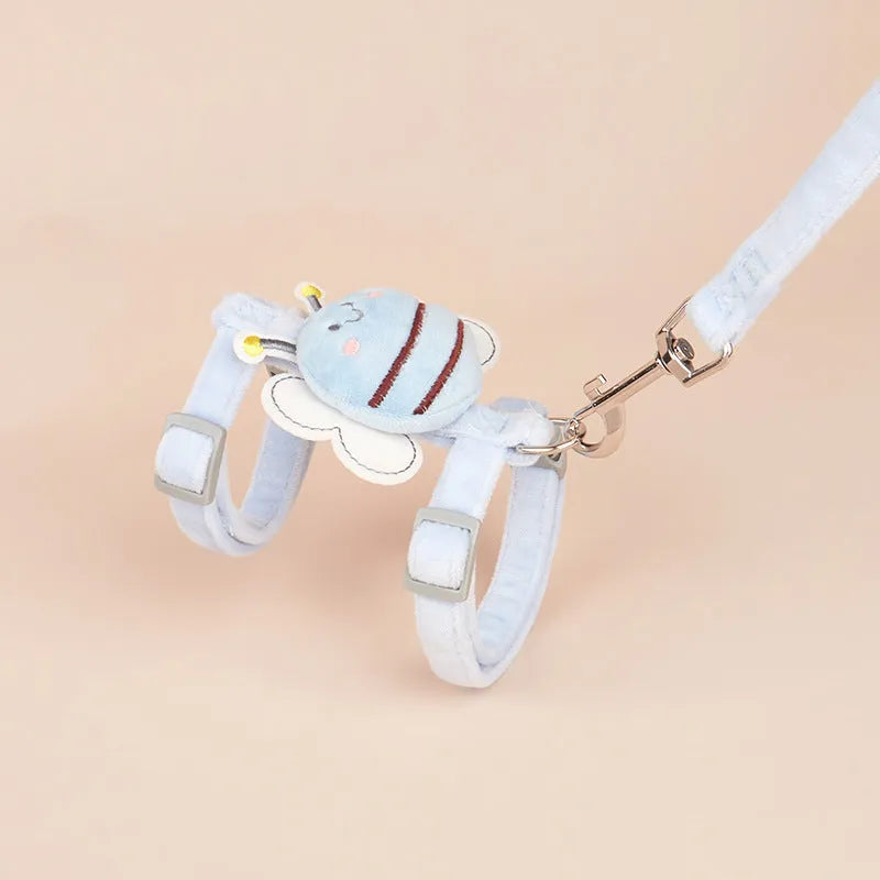 Bee-shaped backpack cat harness set with adjustable straps and lead in blue colour