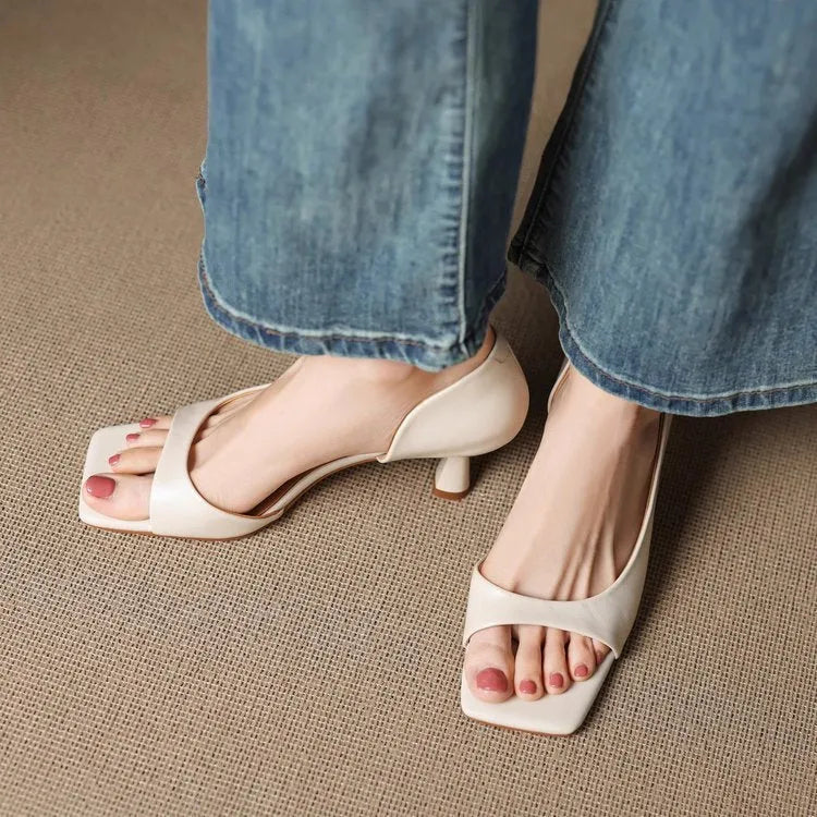 Simple one-strap sandals with square toe, open toe, peep toe, thin heel in black