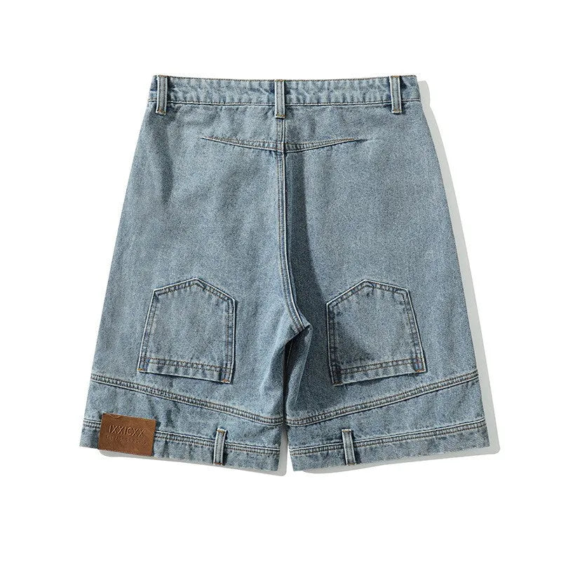 Men's loose straight Bermuda shorts in blue denim with mid waist and five-pocket design